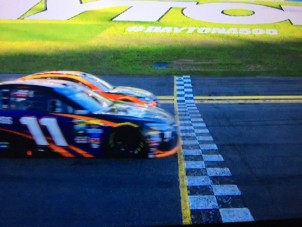 Ennél szorosabb befutót még nem látott a világ