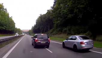 Ez a Skodás a közveszélyes ámokfutók mintapéldánya