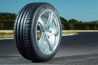 Mennyit fut egy új gumi?