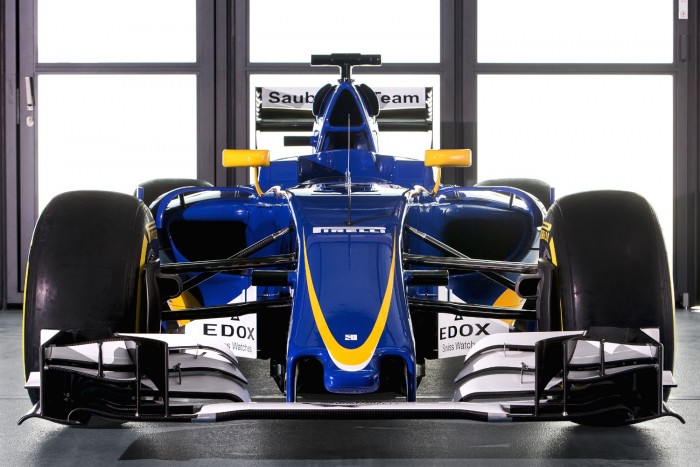 Megérkezett az utolsó új Forma-1-es 3 | Vezess SauberC35-Ferrari_FrontLow_