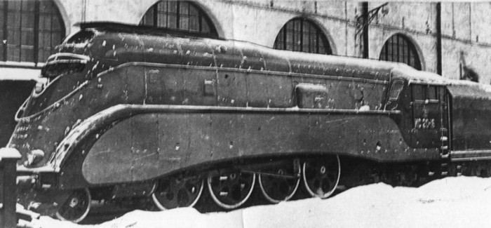 stalinlocomotive007-13