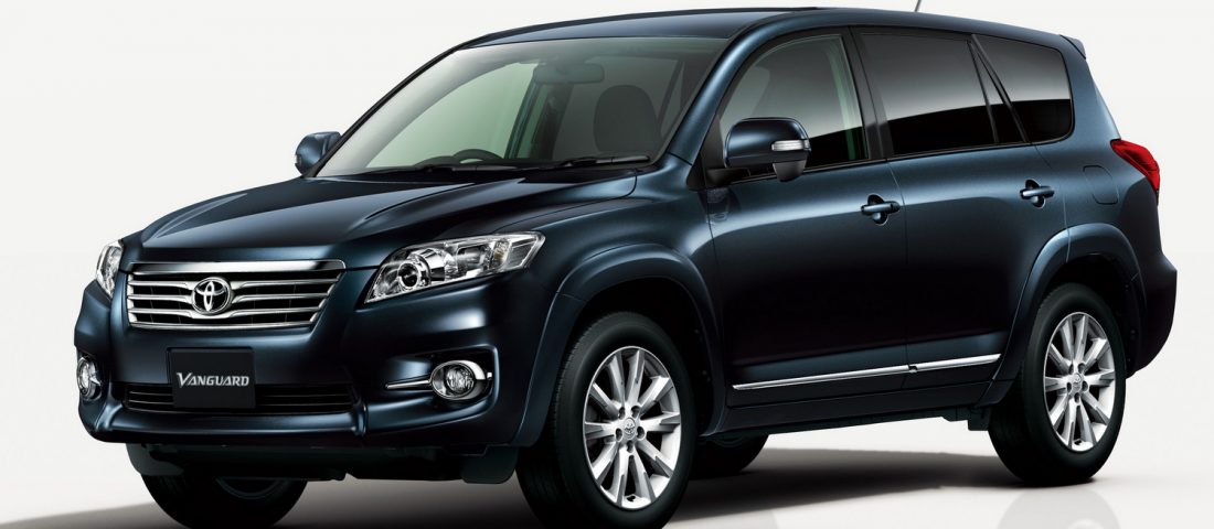 Életveszélyes Toyoták: elszakadhat a biztonsági öv!