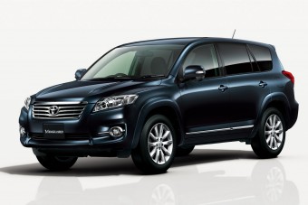 Életveszélyes Toyoták: elszakadhat a biztonsági öv!