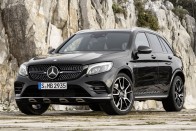 Izmokat növesztett a Mercedes közepes SUV-ja 42