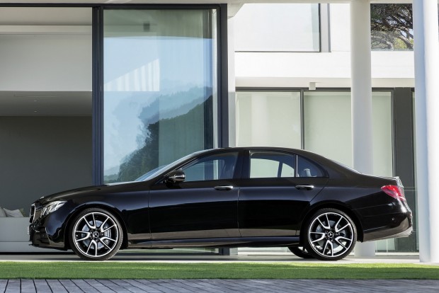 Belépő sportmodellel erősít a Mercedes E-osztály 2 Mercedes-AMG E 43 4MATIC (W 213) 2016