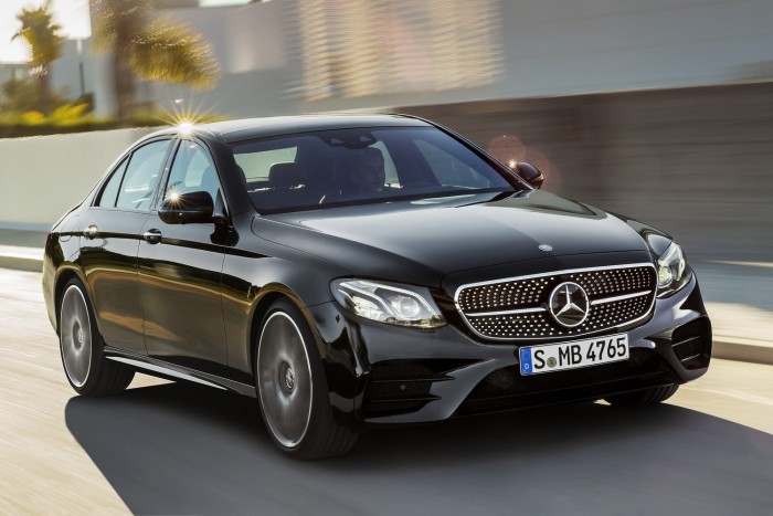 Országos razziát tart a rendőrség 2 | Vezess Mercedes-AMG E 43 4MATIC (W 213) 2016