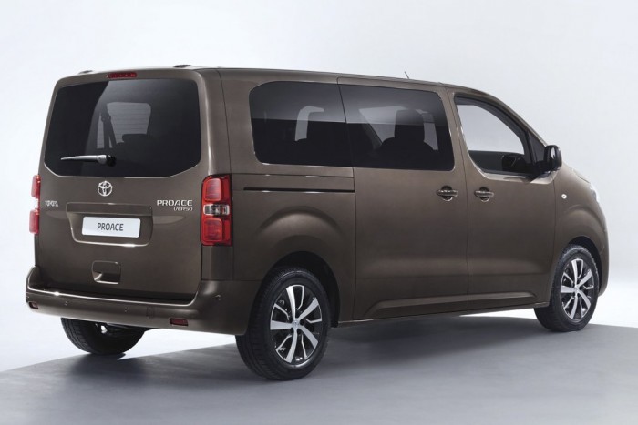 Kisbusz, igényeseknek 3 TOYOTA GMS PROACE VERSO