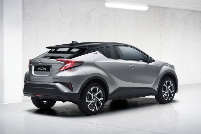 201620gms_toyota20c-hr_08