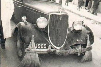 A maharadzsa utcaseprő Rolls-Royce-ai