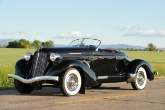 Kell egy autó, de régi!