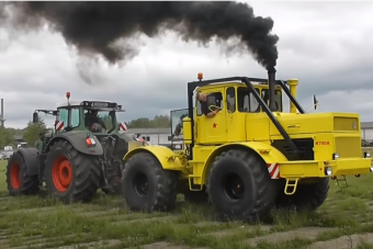 Orosz géplegenda a modern technika ellen: K700 húzza a Fendt traktort