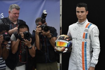 F1: Wehrlein nem kellett, de nem selejt