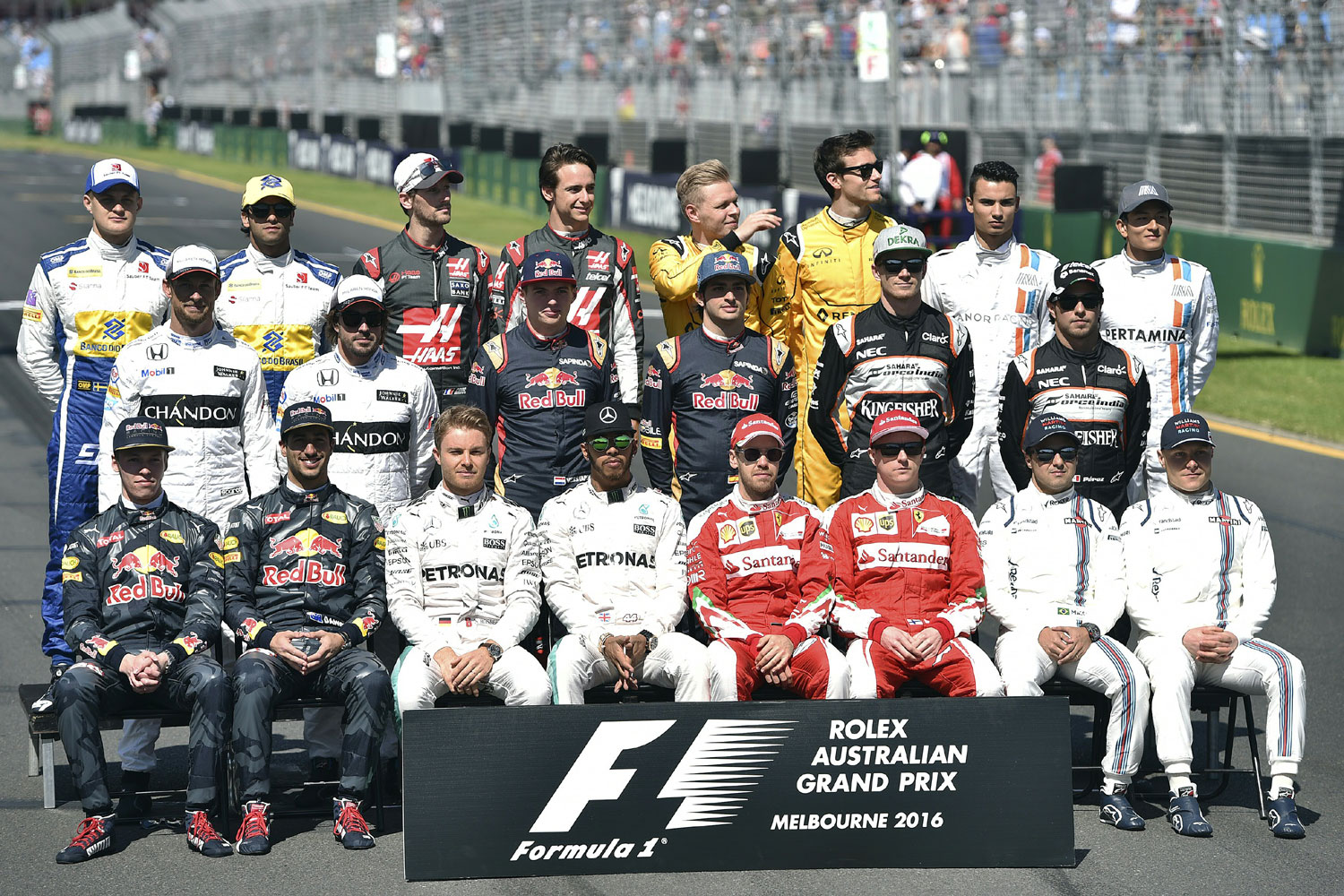 F1: Alonso miatt nem tett csodát a Ferrari 11