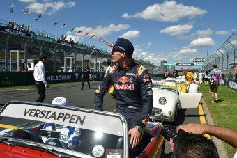 F1: Készül a pilótacsere a Red Bullnál?