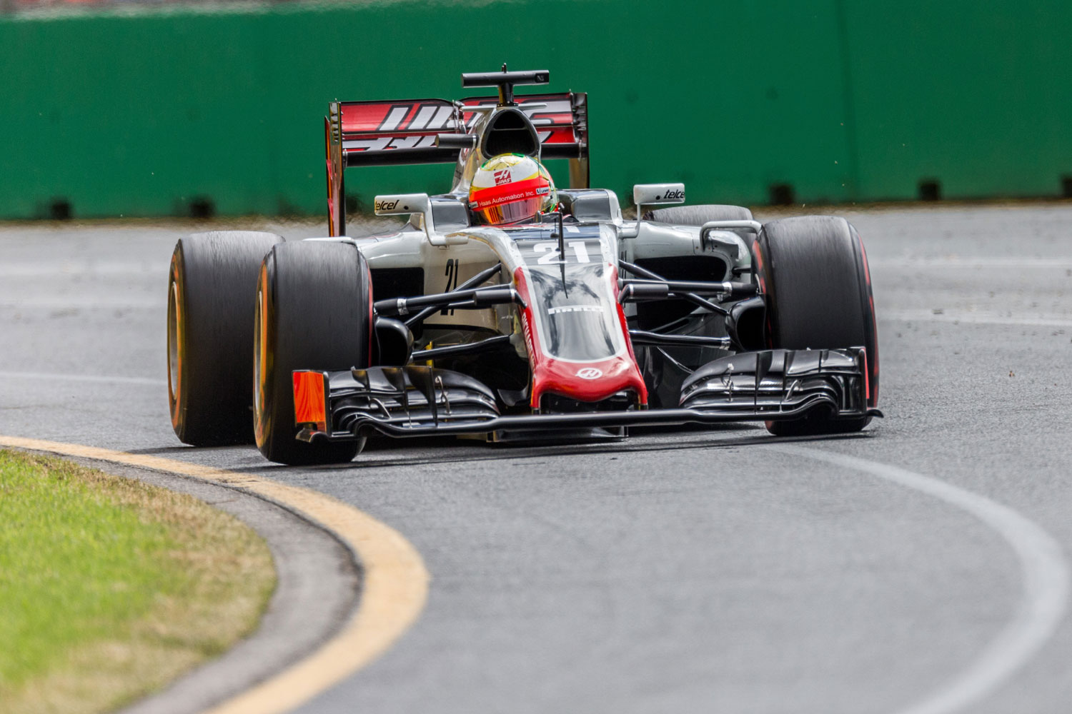 F1: Alonso miatt nem tett csodát a Ferrari 19