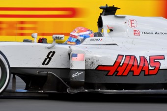 F1: A Ferrarinak és Alonsónak hálás az új csapat