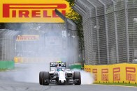 F1: Hamiltoné a pole a siralmas időmérőn 48