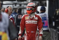 F1: Hamiltoné a pole a siralmas időmérőn 39