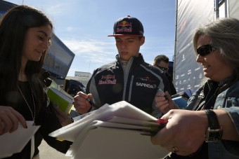 F1: Verstappen jövőre lépne a Toro Rossótól