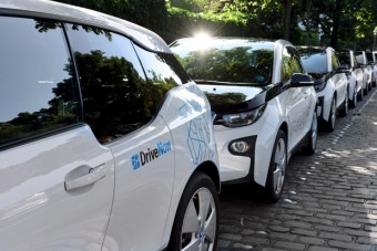 A BMW elindítja a saját Uberjét