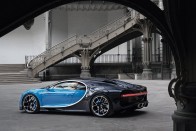 Szédítő részletek az új Bugattiról 128