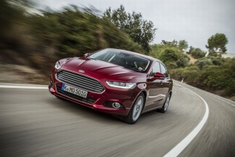 Jön a könnyű Ford Mondeo