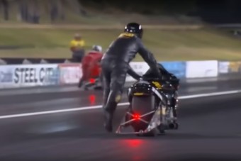 Ilyen gyorsulási versenyt még nem látott a világ