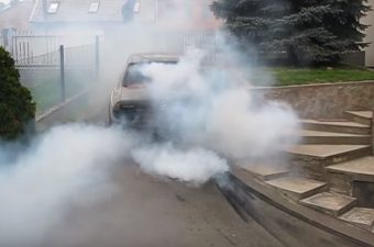 Az ilyen otthon szerelő szakit jelentik fel a szomszédok