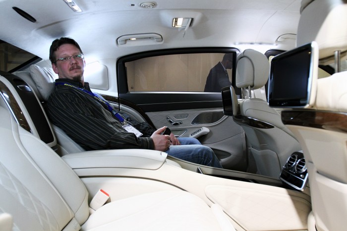 A világ talán legbiztonságosabb hátsó ülésén ülve