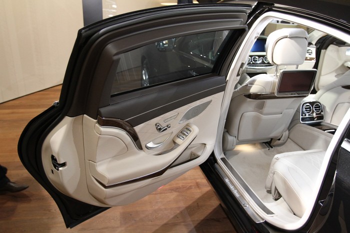 Rettenetes ablakok, az ajtót alig lehet megmozdítani, olyan nehéz