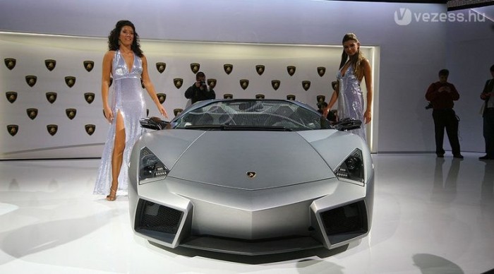 Archív kép, baloldalon Maddalena