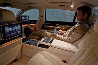 Lehet-e BMW-t csinálni egy Fordból?