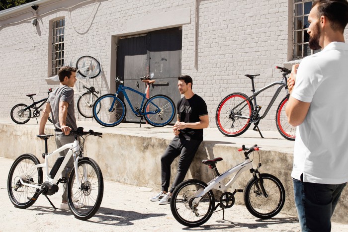 P90212248_highRes_bmw-bikes-2016-03-20