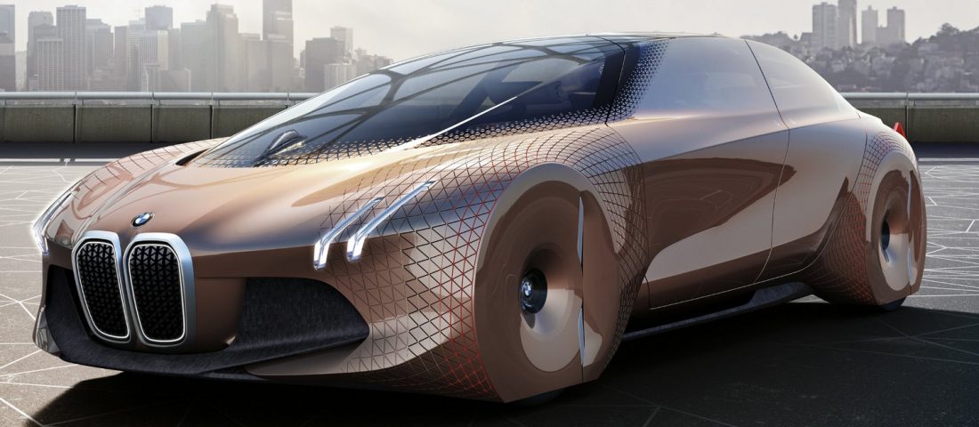 Ilyen BMW-vel csapatunk száz év múlva