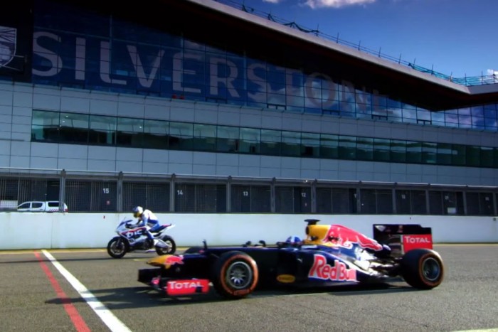 Superbike a Forma-1-es ellen – ki a gyorsabb?