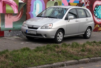 Használt autó: megbízható japánt, 700 ezer alatt