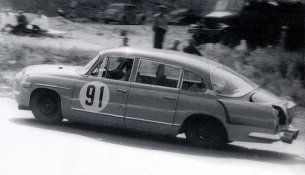 A szociautók V8-as farkasa