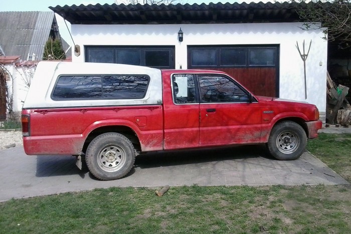 Tamás csodaszép trágyahordója.