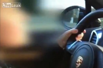 Közúton száguldott apja Porschéjával egy 9 éves gyerek