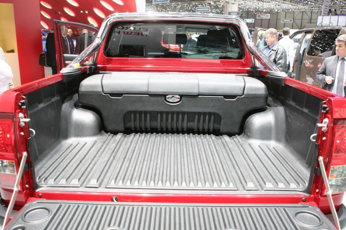 Itt a legújabb Toyota pick-up 6