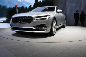 Luxuskombiban a Volvo a király?