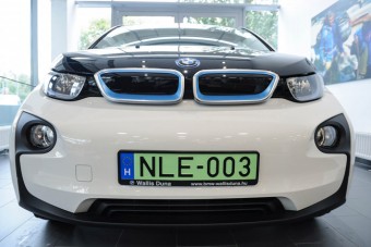 Újabb két magyar városban lesz ingyenes parkolás