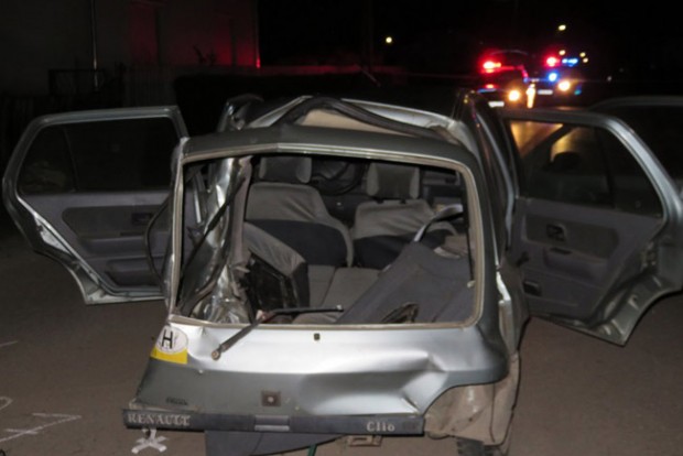 Meghalt az oszlopnak csapódott autó utasa – fotók