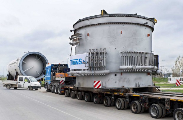 Érdekes infók az országot átszelő konvoj-monstrumról