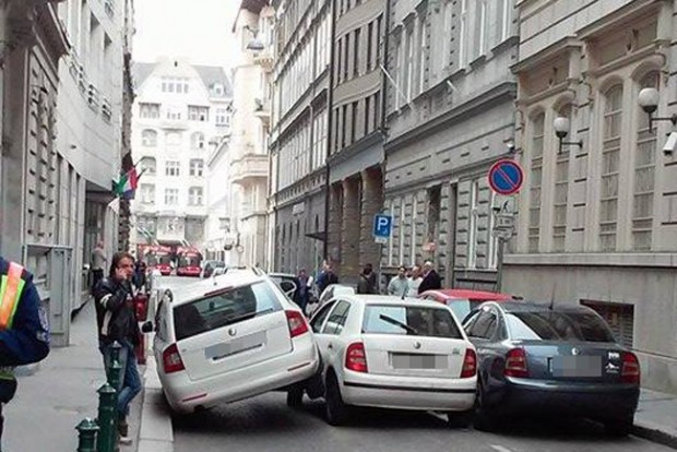 11427465_a43440fc4693b113545c7b0ca298bff9_wm