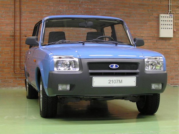 Lada 626 мокрый асфальт