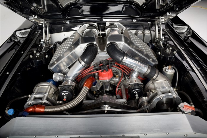 2016-FordMustangObsidian-05