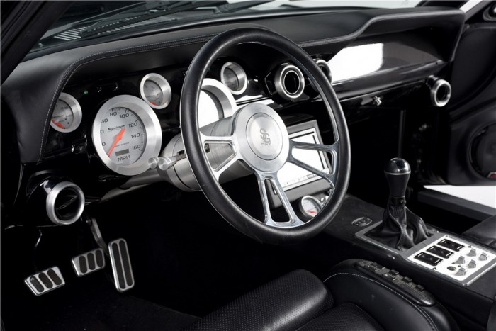 2016-FordMustangObsidian-07