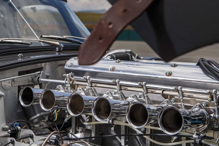 Sorhatos motorokra vált a Jaguar?