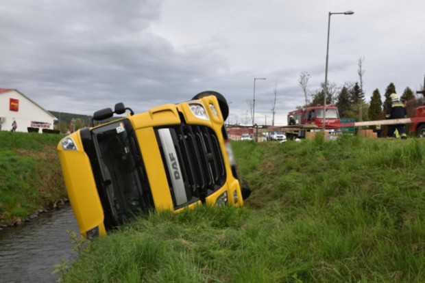 460458_infarktust_kapott_a_sofor_a_gyongyos_medrebe_a